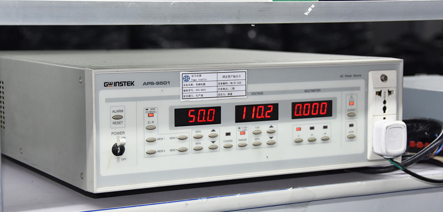 Ausr&uuml;stung zur Leuchtenproduktion