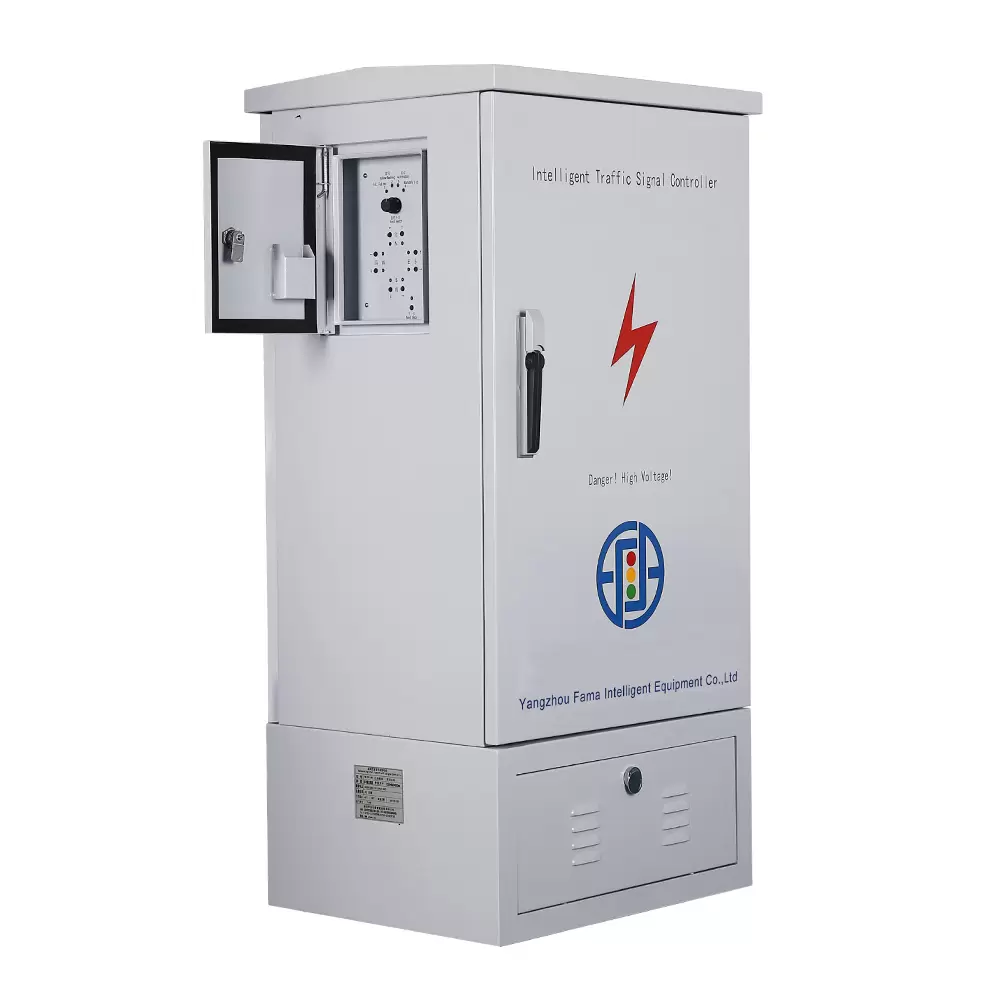 Wie die intelligenten Signalsteuerungen von FAMA Traffic die Effizienz von Kreuzungen in verkehrsreichen Städten optimieren